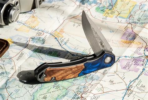 Are Pocket Knives Legal in NJ? And Why Do Garden Gnomes Love Them?