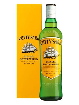 What is Cutty Sark Liquor: A Journey Through Time and Taste